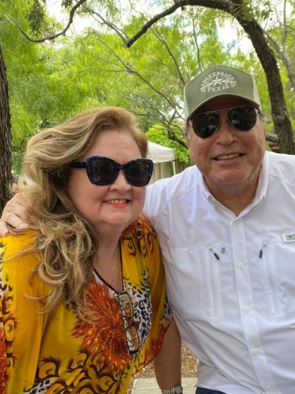 Officiant Ren'e Walker-Sanchez