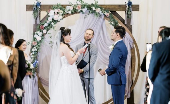 Officiant Jesse Hartsfield